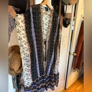 Kimono, chiffon floral stripe